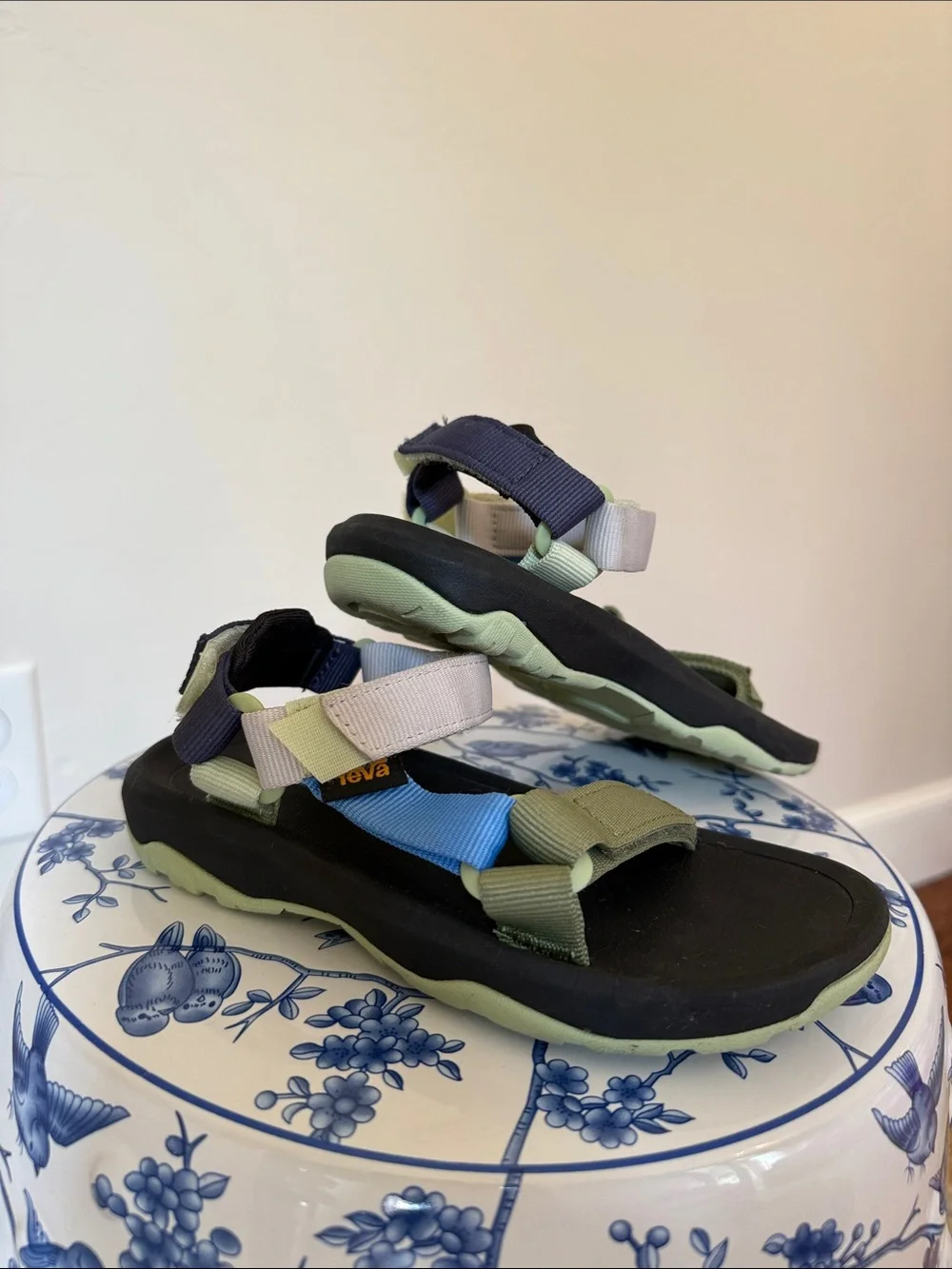 Teva lightweight kids